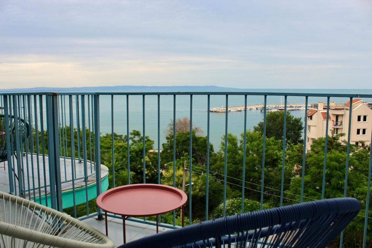 Hotel Sunset Art Beach Front Chernomorets Esterno foto