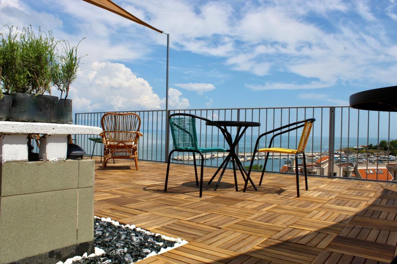 Hotel Sunset Art Beach Front Chernomorets Esterno foto